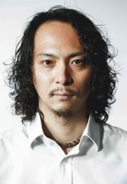 Leo Ashizawa