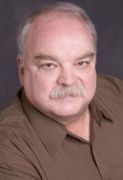 Richard Riehle