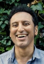 Aasif Mandvi