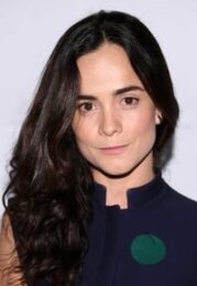 Alice Braga