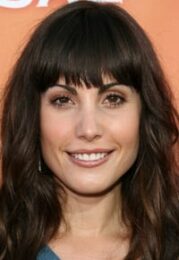 Carly Pope