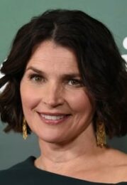 Julia Ormond